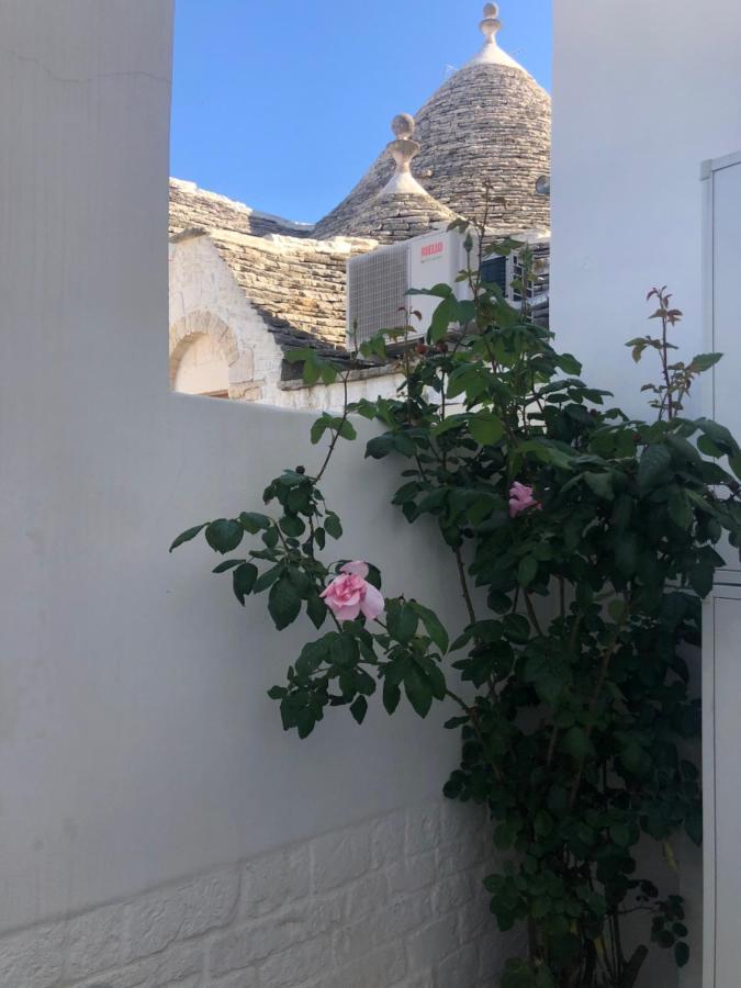 Nido Di Pietra-Dimora In Centro Alberobello Exterior foto