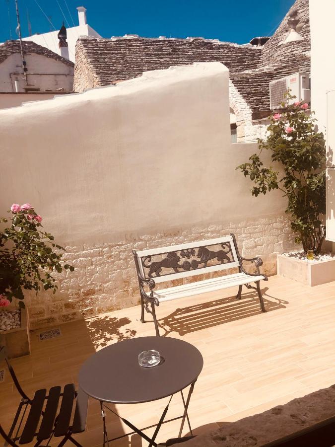 Nido Di Pietra-Dimora In Centro Alberobello Exterior foto