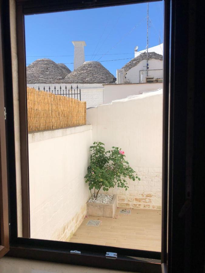 Nido Di Pietra-Dimora In Centro Alberobello Exterior foto