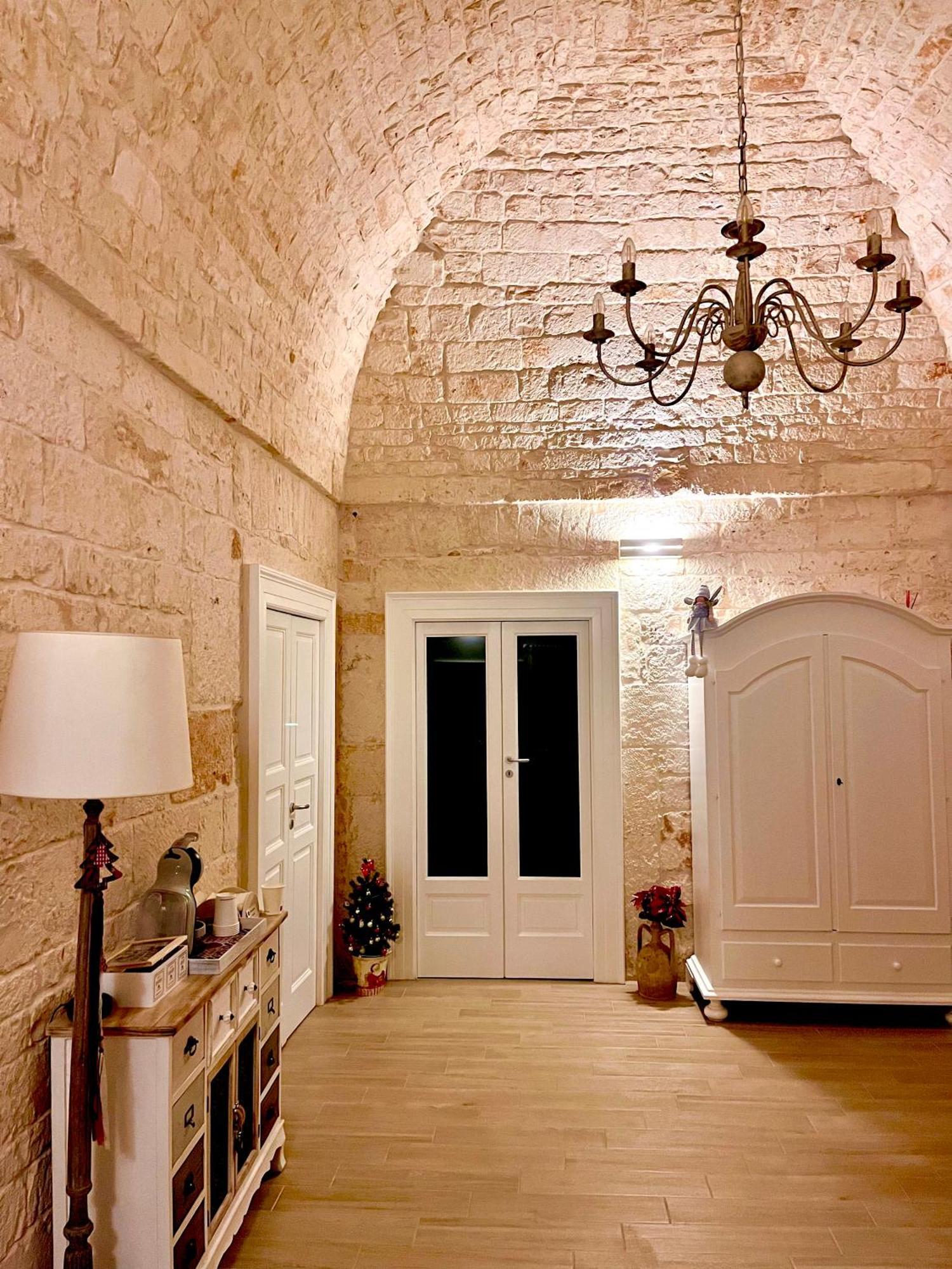 Nido Di Pietra-Dimora In Centro Alberobello Exterior foto